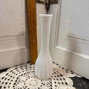 Vintage milk Glass White Vase